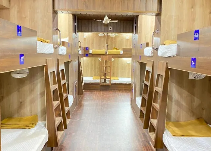 City Stay Deluxe Ac Dormitory